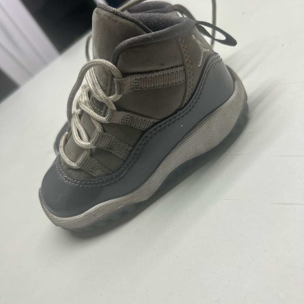 Jordan Gray and Tan Sneakers for Everyday Style